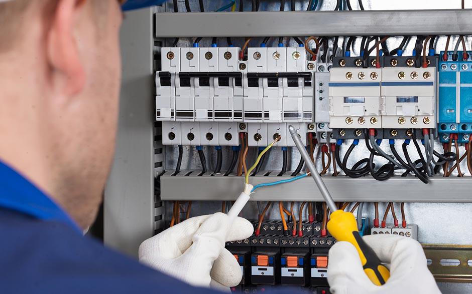 recherche travail électricien bâtiment Paris 19